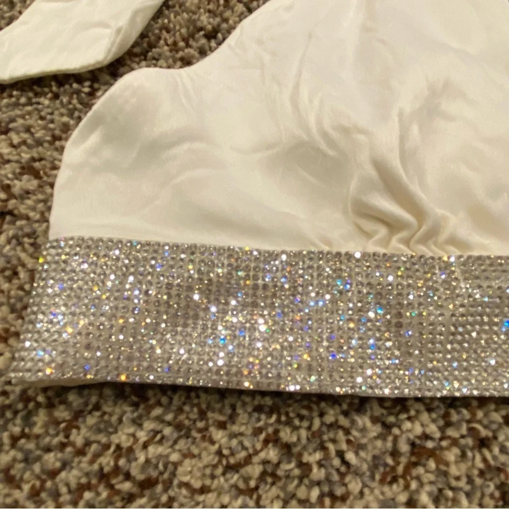 Zara | Top | Size S | White and Rhinestones Halter Top - Picture 4 of 6